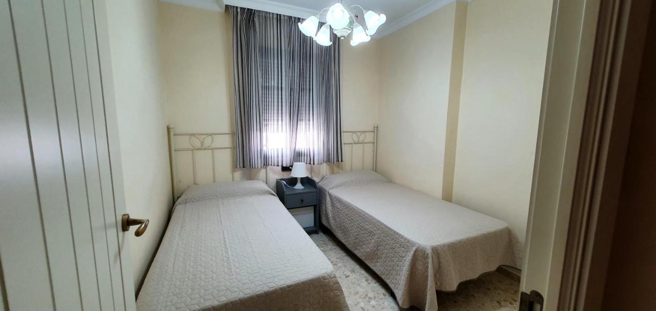 Apartamento A Pie De Playa La Barrosa Chiclana de la Frontera Ngoại thất bức ảnh